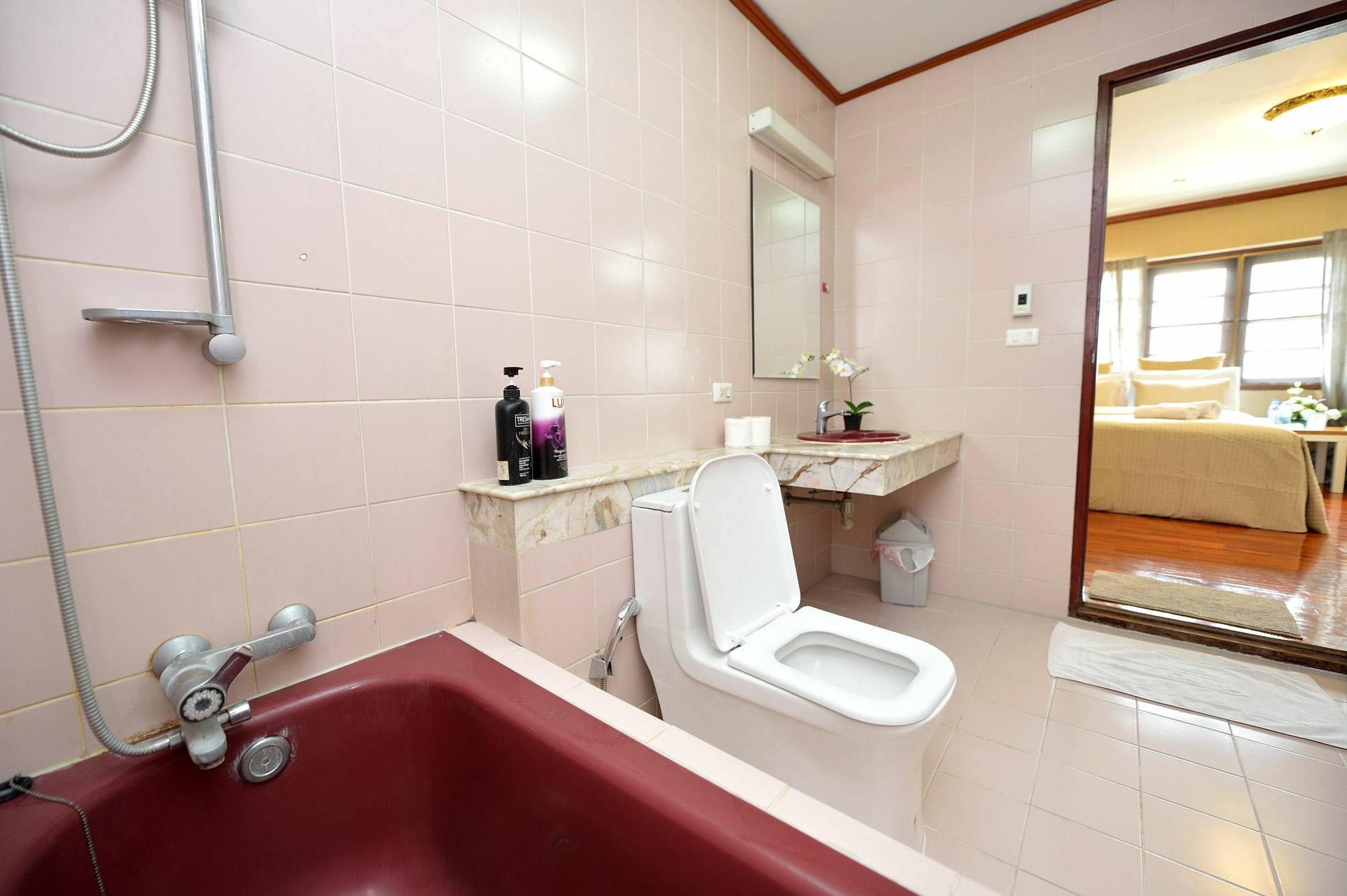 Lost And Found Bed And Breakfast Bangkok Buitenkant foto