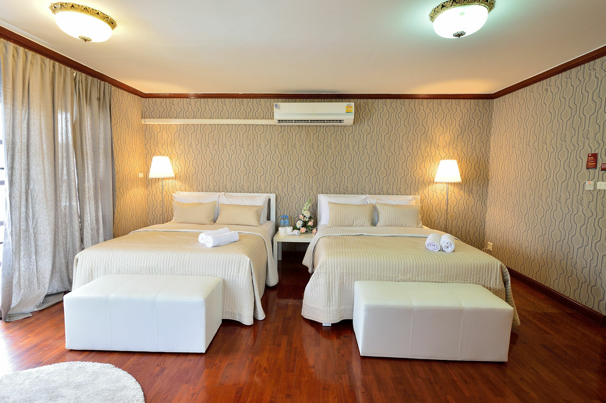 Lost And Found Bed And Breakfast Bangkok Buitenkant foto