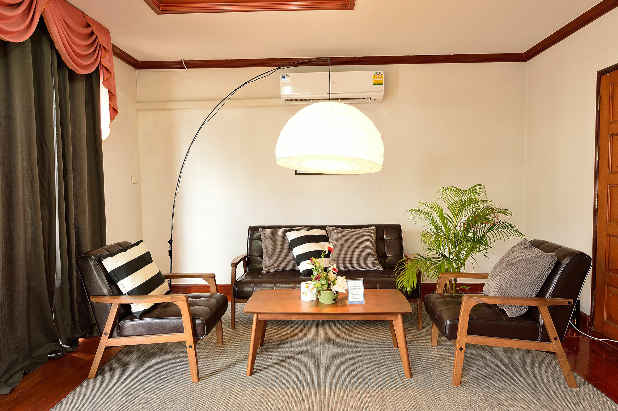 Lost And Found Bed And Breakfast Bangkok Buitenkant foto
